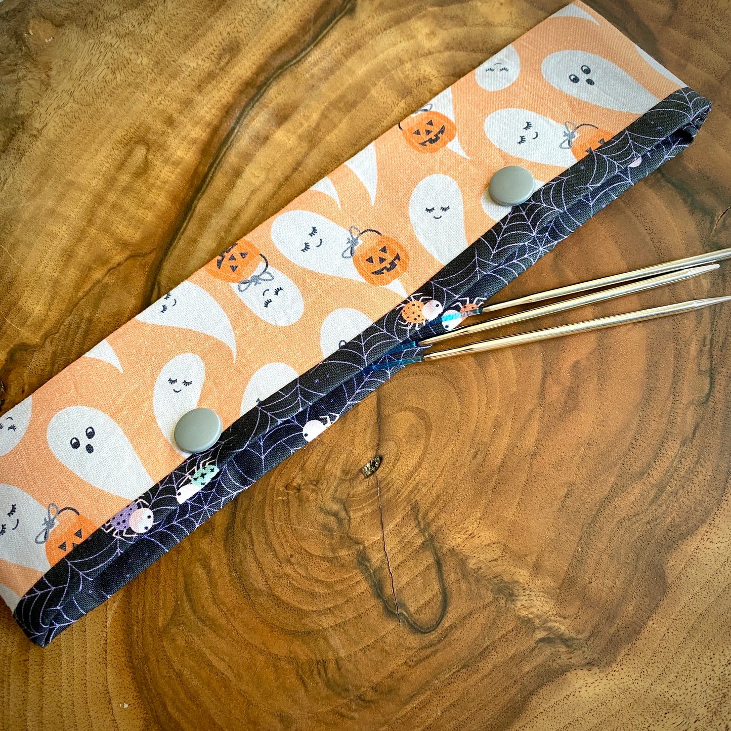 Halloween Flexiflip Needle Cozy