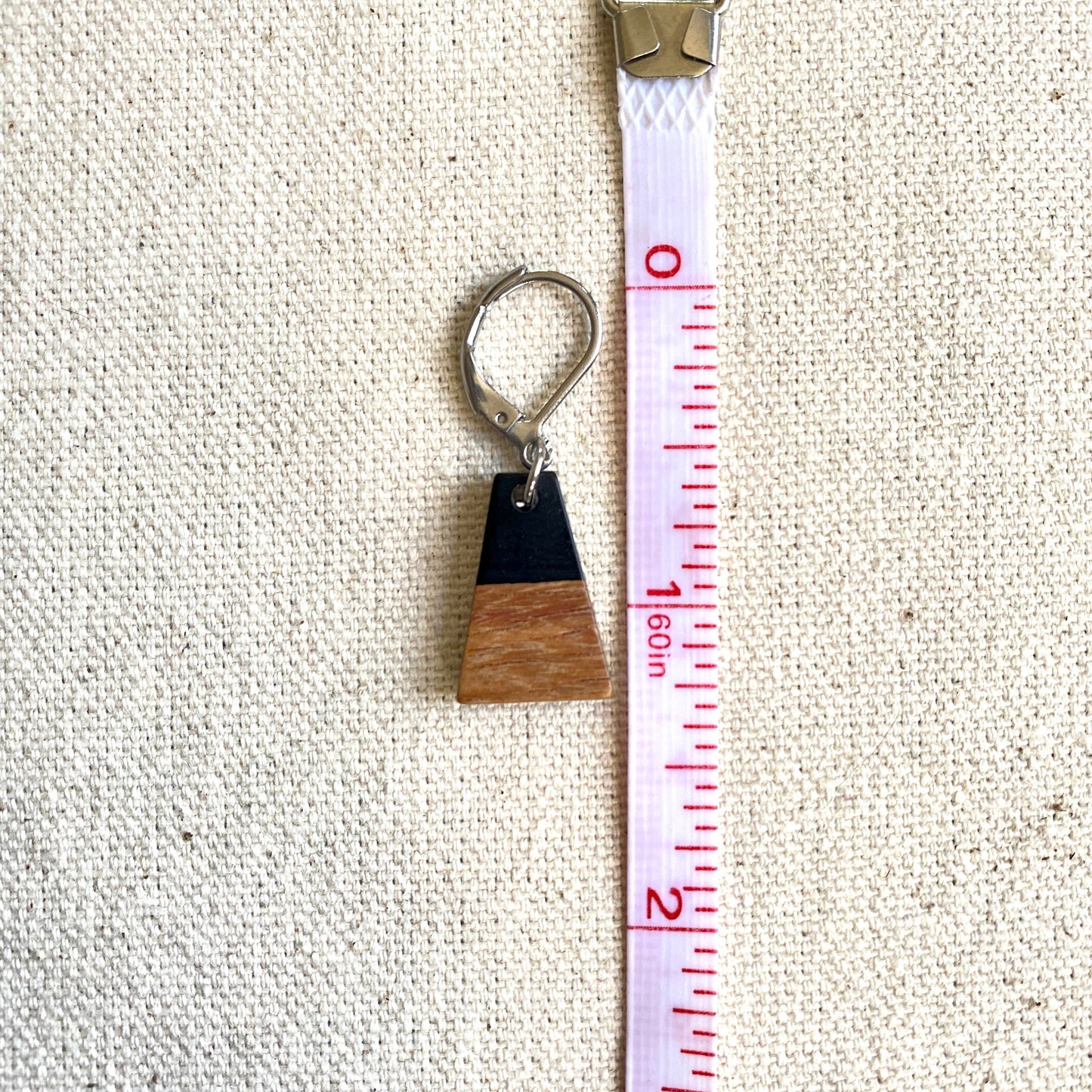 Progress Keepers Resin & Wooden Trapezoid Two-toned Set of 4 Teal, Black, Pink & White