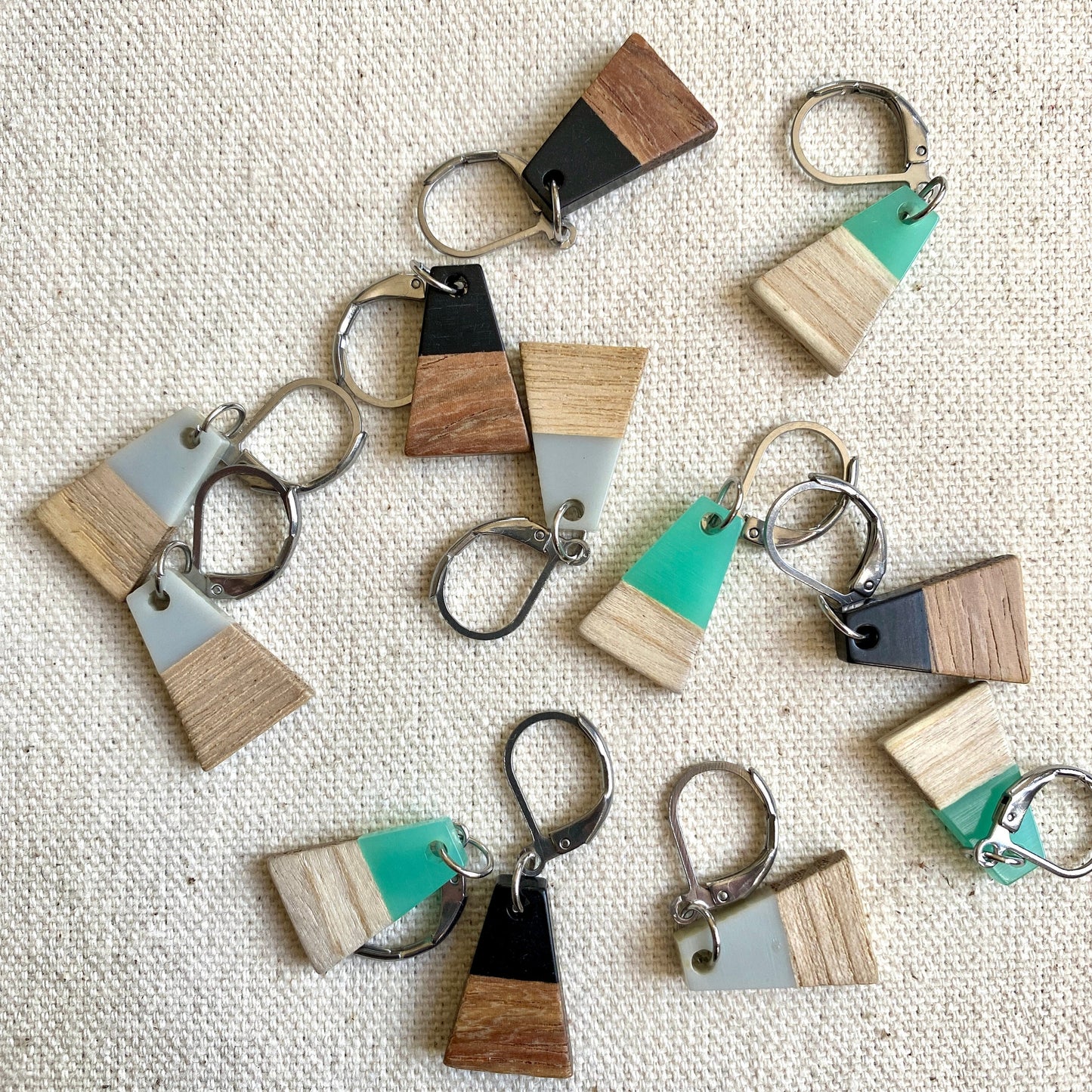 Progress Keepers Resin & Wooden Trapezoid Two-toned Set of 3