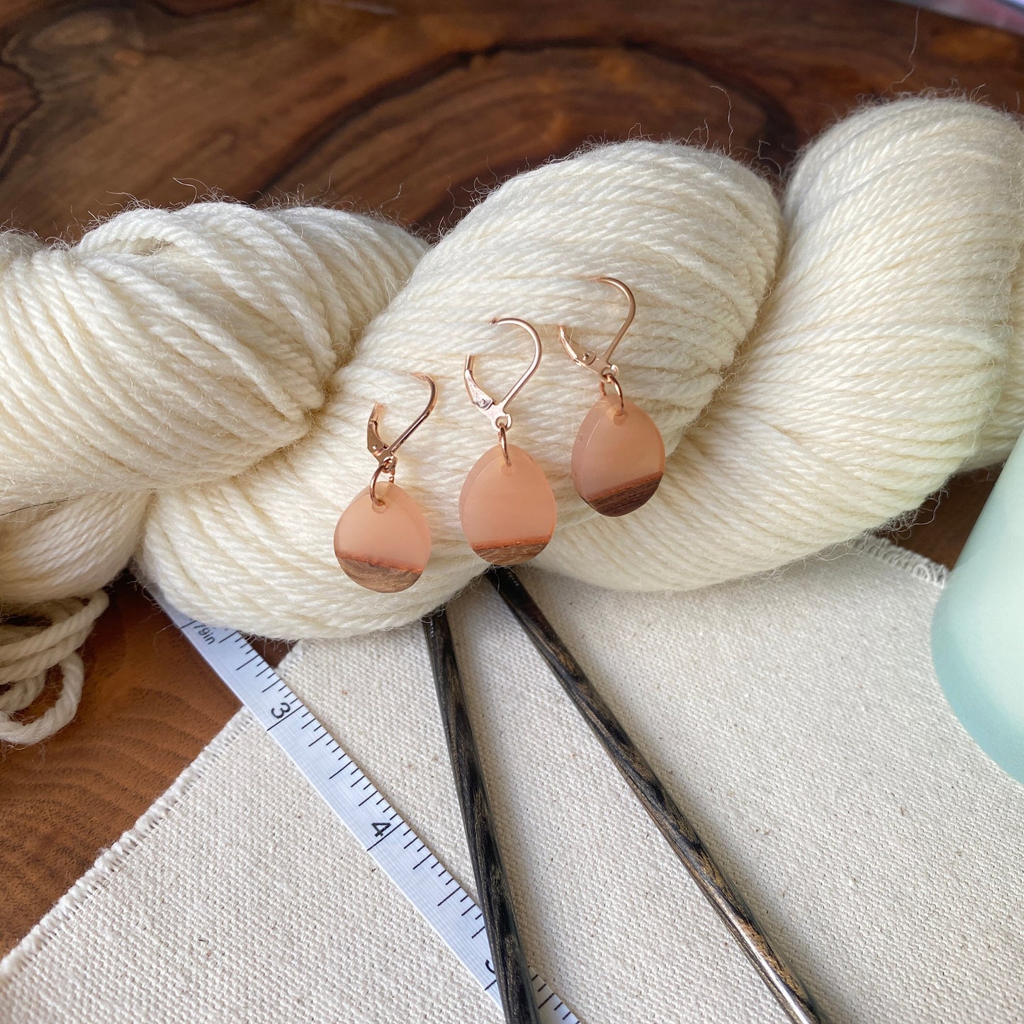 Set of 3 Resin & Wooden Shabby Chic Progress Keepers Teardrop shape- Two-toned - Cherry Blossom