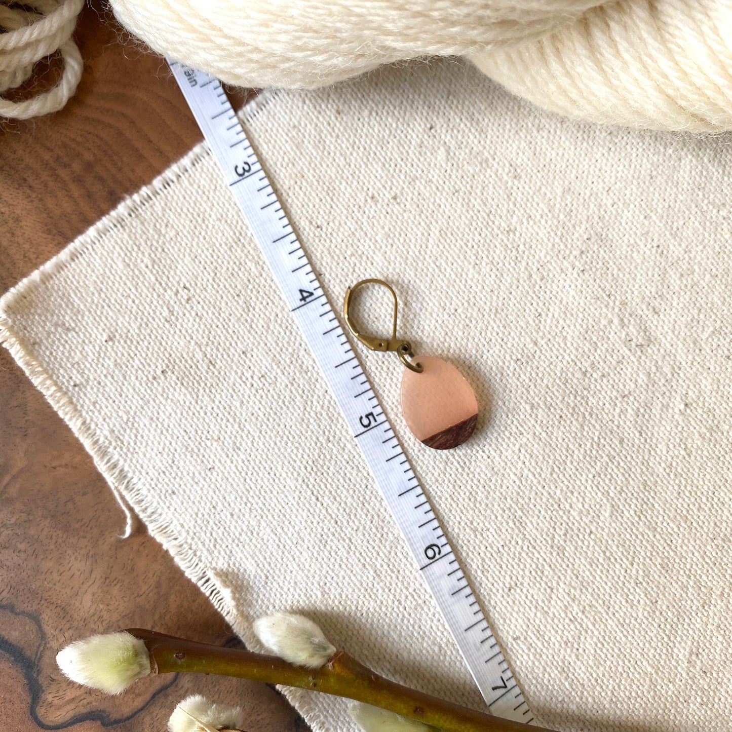 Set of 3 Resin & Wooden Shabby Chic Progress Keepers Teardrop shape- Two-toned - Spring Vibes