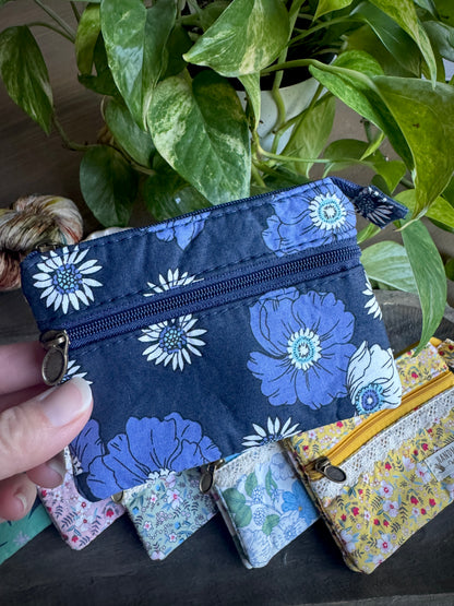 Cotton, Multi-Pocket Notions Pouch 5" x 3.5"