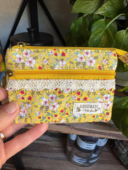 Cotton, Multi-Pocket Notions Pouch 5" x 3.5"