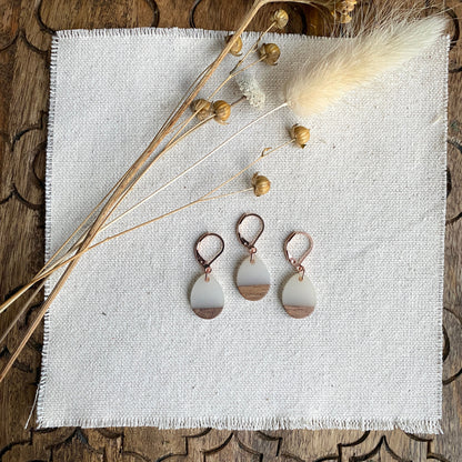 Progress Keepers Resin & Wooden Teardrop shape- Two-toned - Set of 3